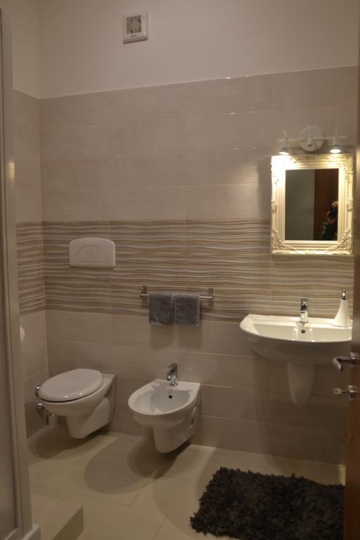 Residenze Principe Amedeo Hotel Bari Exterior foto